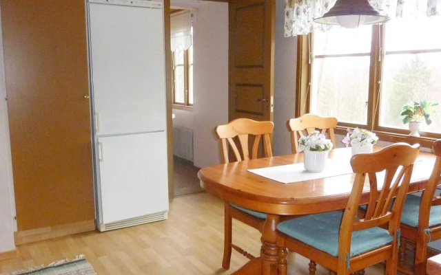 6 Person Holiday Home in Paulistrom