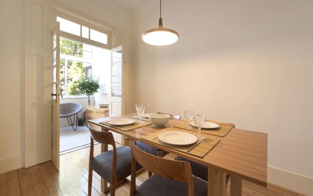 Tripas-Coração, Breiner Apartments