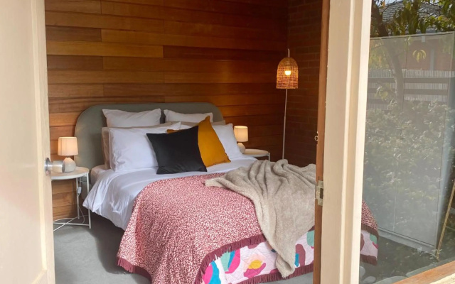 The Morrison Stables – Guest Rooms – Geelong