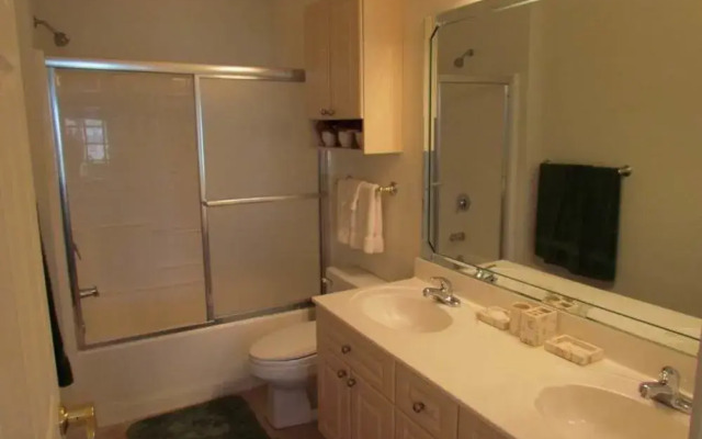 Magnolia Pointe 305 4820 3 Br home by RedAwning