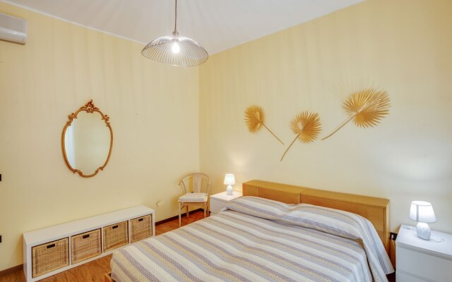 Rosamare Elegant Apartment