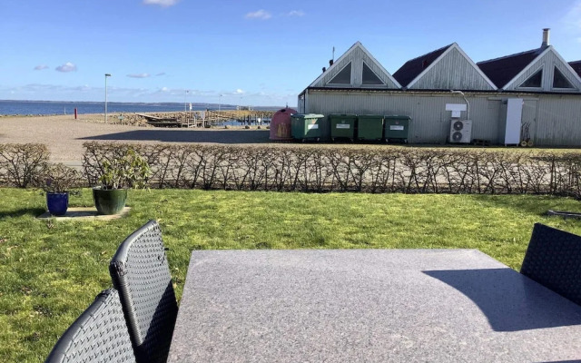 6 Person Holiday Home in Thyholm
