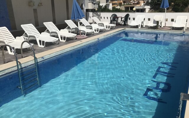 Apartments & Rooms Rozana