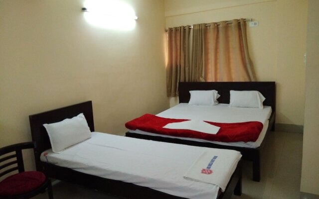The Salvation Army Red  Shield Guest House - Hostel