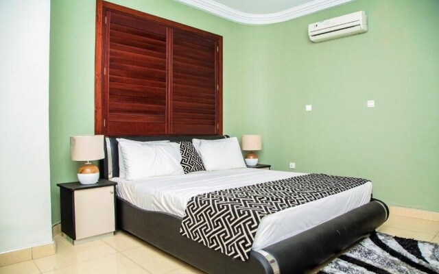 Zircon Hotel Gh