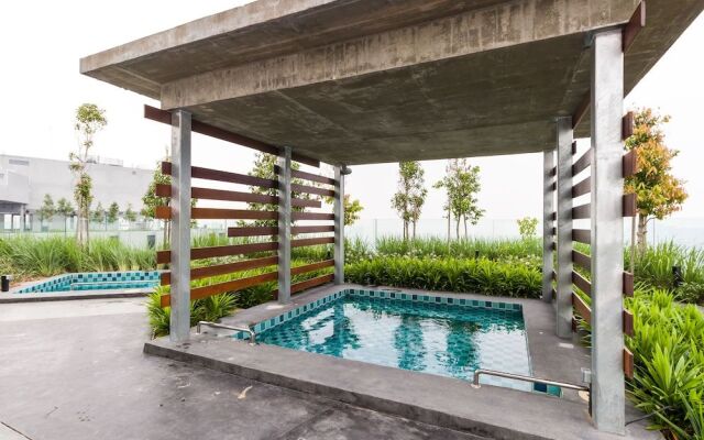 EkoCheras Luxury Suite