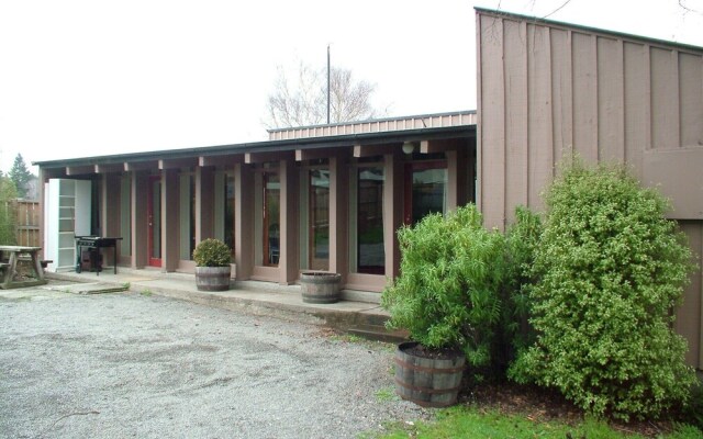 45 Conical Hill Road