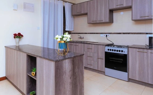 Lux Suites Morningside Park Apartments