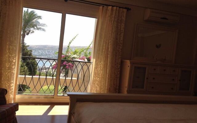 BO092 by Villaofsummer