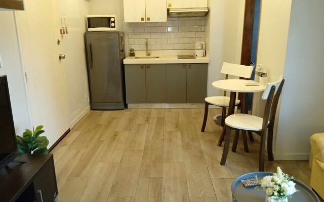 COZI modern loft suite at BGC
