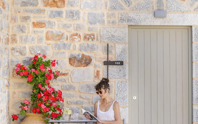 Salvia Areopolis All-Suite Hotel