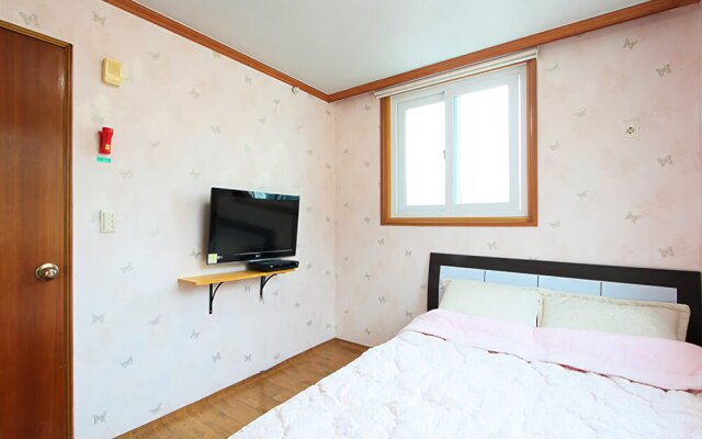 Namhae Ketneum Pension