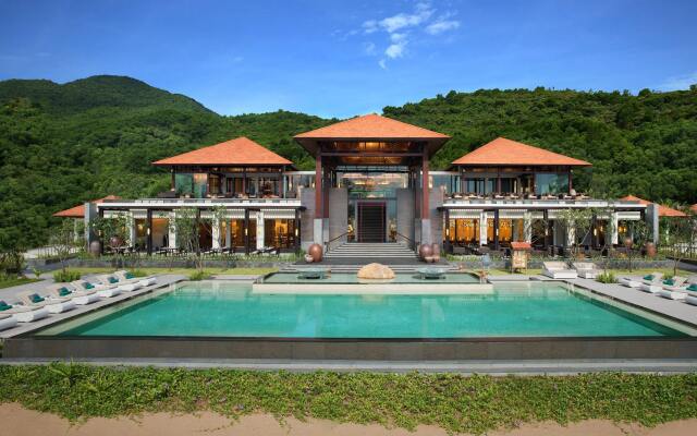 Banyan Tree Lang Co