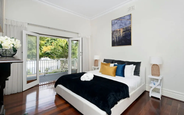 Hyde Seek Parkside Family Stay