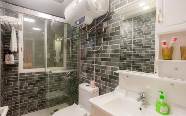 Rockabond Family Inn