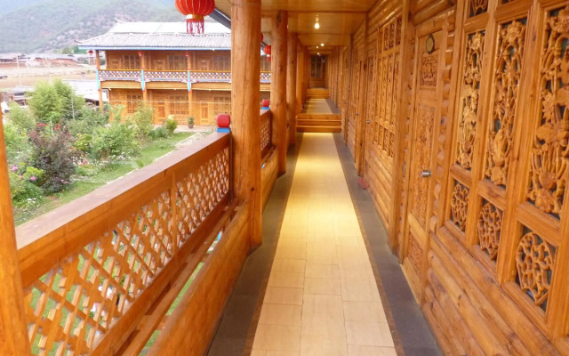 Lugu Lake Youzhua Inn