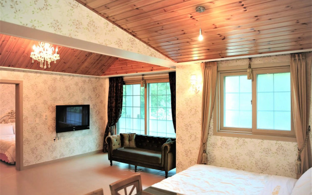 Shinevalley Pension & Hotel