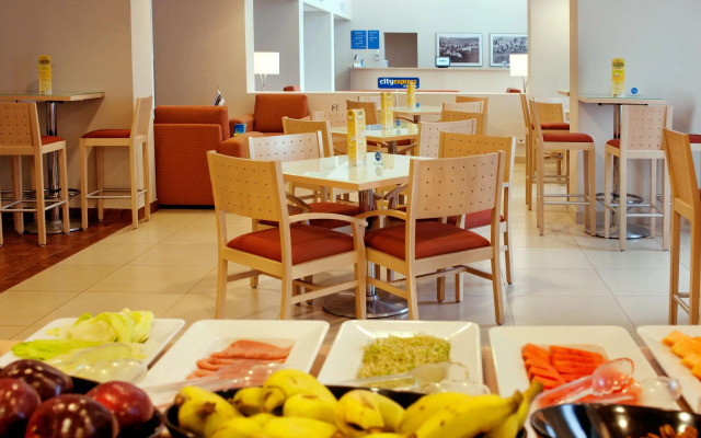 City Express Tepatitlan