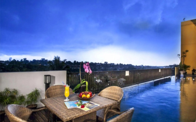 Padjadjaran Suites Resort & Convention