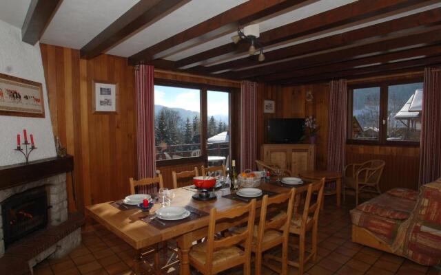 Appartement Le Grand-Bornand, 3 pièces, 8 personnes - FR-1-467-43