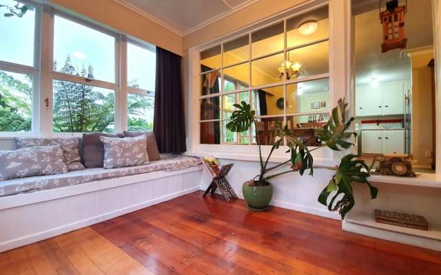 Rustic 1br in Kohimarama Parking & Wifi