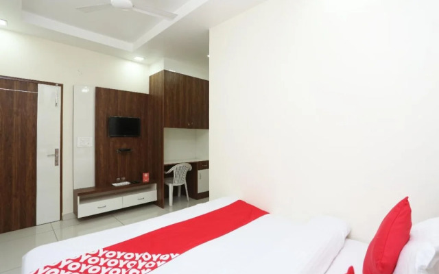OYO 28571 Doodle's Crib Guest House