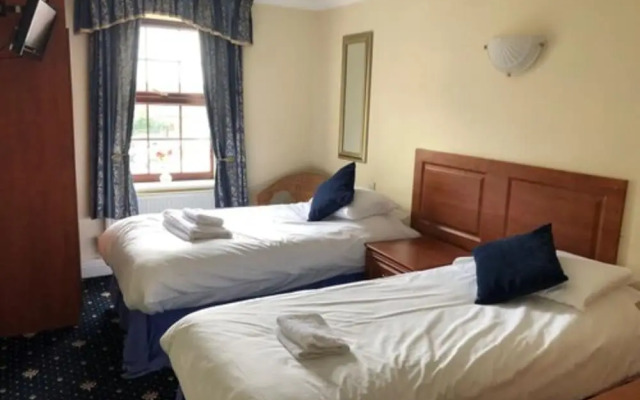 Shurland Hotel
