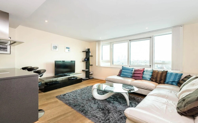 Luxury Modern 2BD Flat in Centre