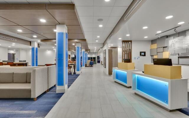 Holiday Inn Express & Suites Plano East - Richardson by IHG