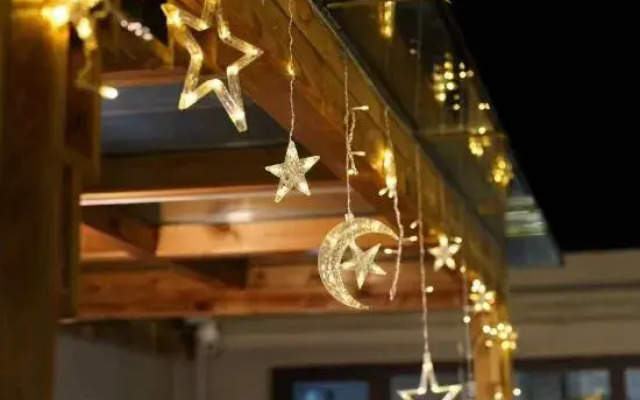 Yisu Bi'an Xiaoyuan Homestay