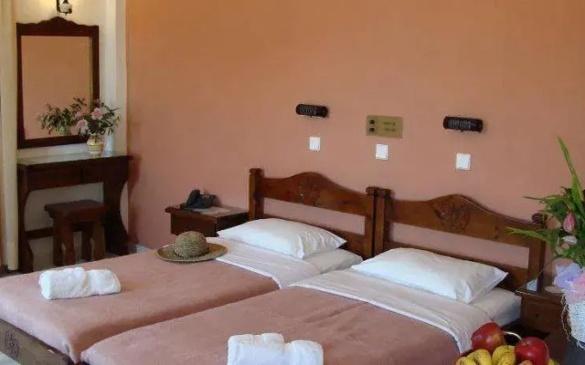 Hesperia Hotel