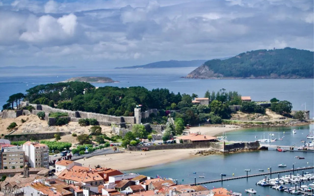 Apartamento Familiar con vistas *****