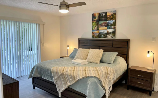 Grand Luxury 3BR Apartment Near Disney 010
