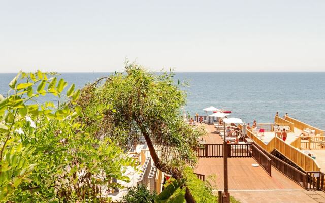 Le Palme Apt with Terrace and Sea View