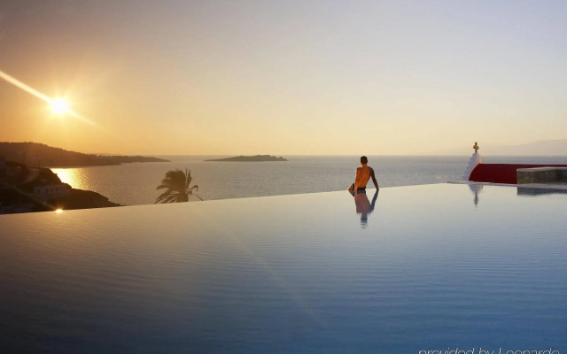 Bill&Coo Mykonos Hotel