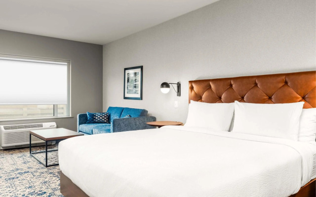Four Points by Sheraton Kelowna Airport