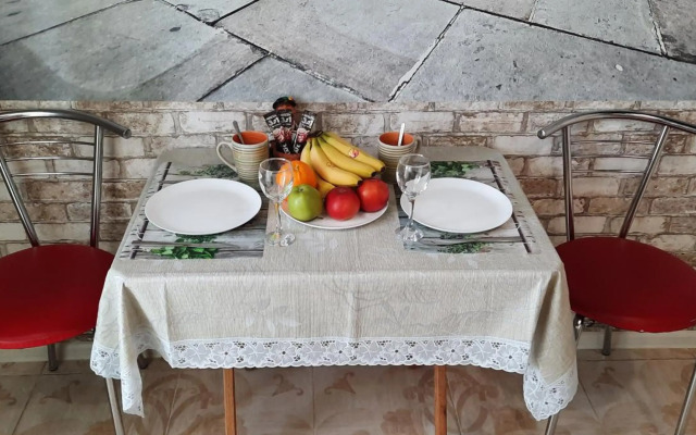 Apartments on Rodnikovoy