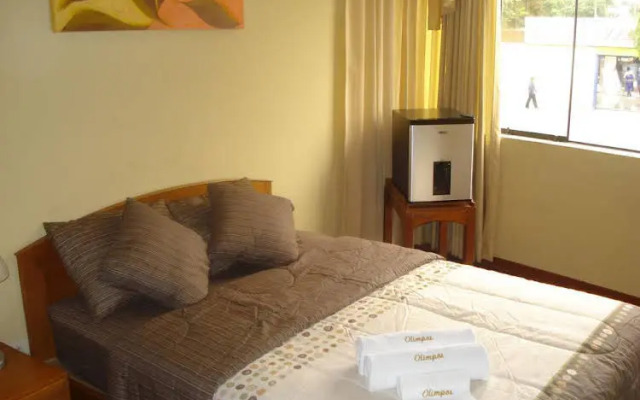 Olimpos Hostal