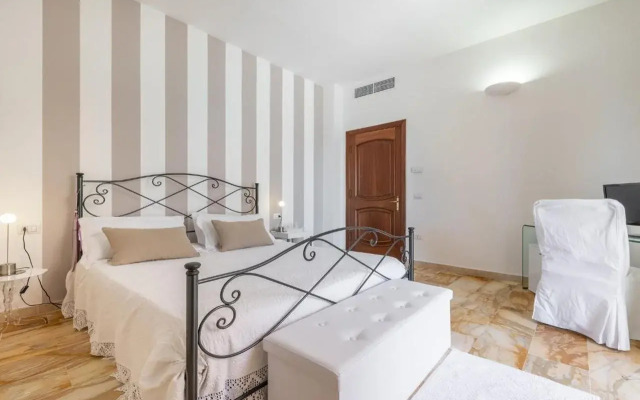 Villa Iole