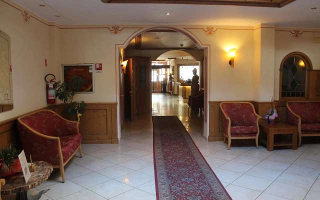 Hotel Canada