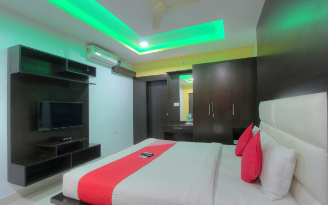 OYO 15965 Hotel Nandi Gateway