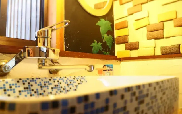 Ekimae House Samaru Hostel