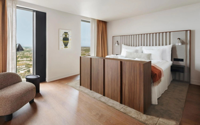 Clarion Hotel Karlatornet