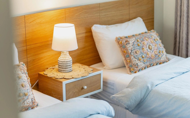 Modern & Stylish 2 Bedroom Townhouse