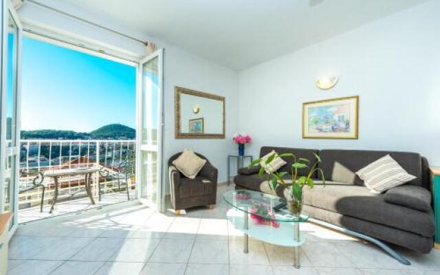 View Port Apartment