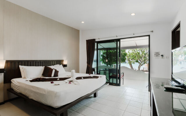 Samui Pier Beach Front Resort