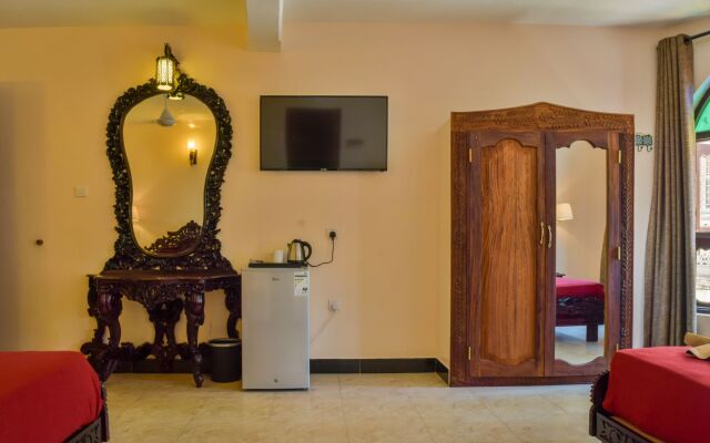 Tembo House Hotel & Apartments