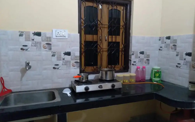 Private Studio Apartment With Wifi & Kitchen