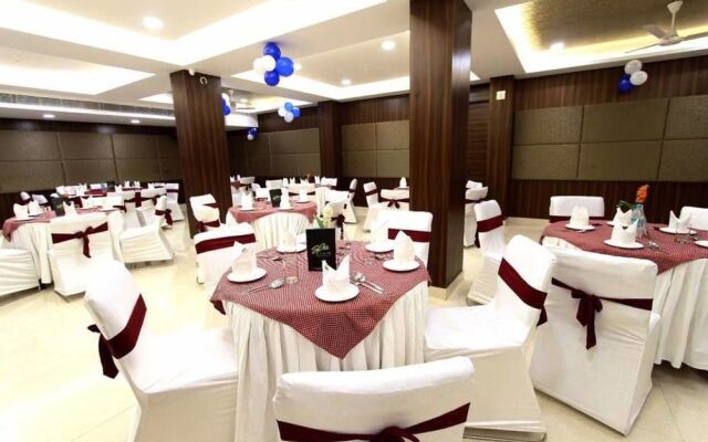 Usha Kiran Palace Hotel & Towers