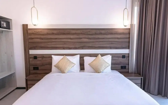 CA Sand Dune Hotel